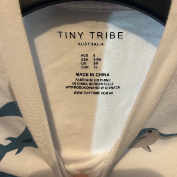 Tiny Tribe Australia shark "Jawsome" T-shirt, 6-9 months - Picture 2 of 5
